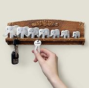 Ключница настенная Семь слоников на счастье