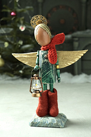 Статуэтка Ангел в валеночках с керосинкой